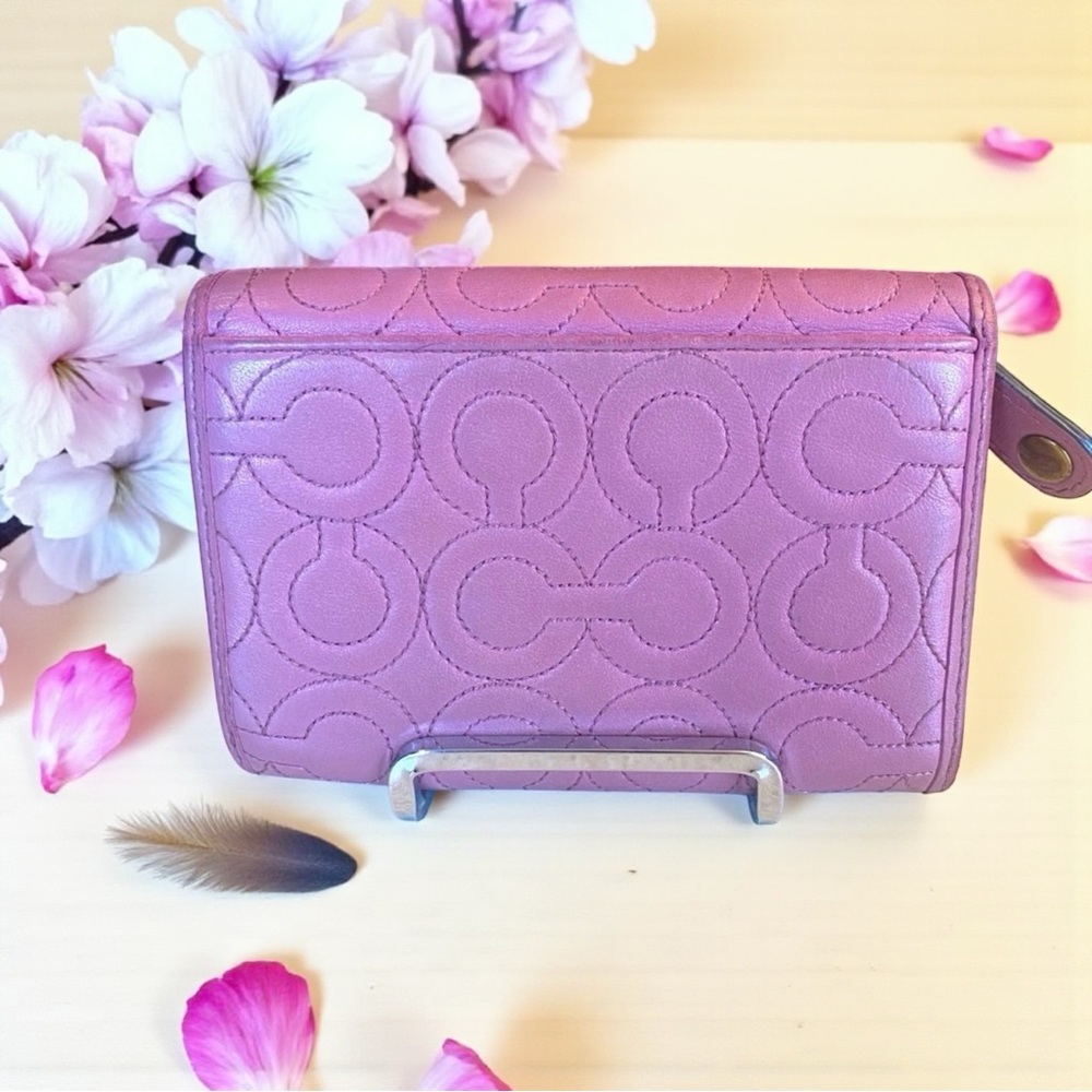 COACH Pink Embossed Leather Wallet, Authentic and Vintage. EUC - Picture 2 of 9